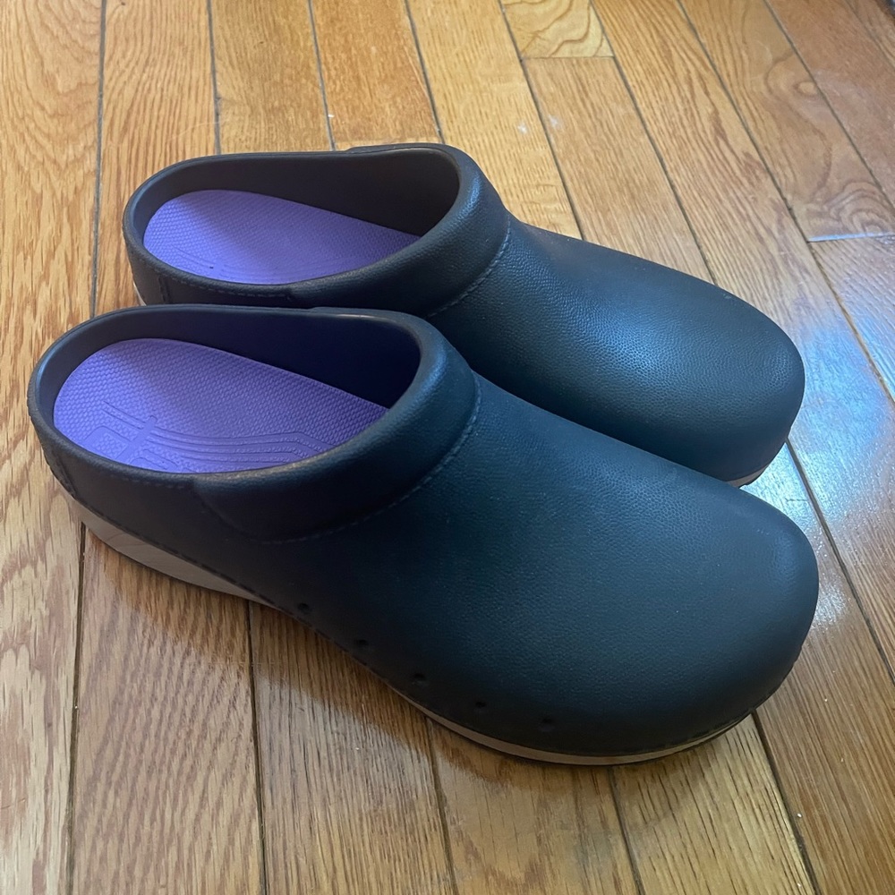 DANSKO Women’s Kane Slip On Mule